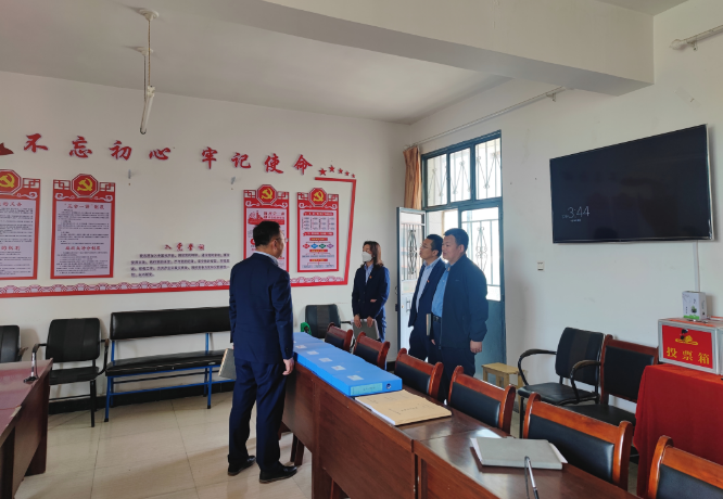 筑起安全墙 照亮乡村路——星空网页版·官方站 - 星空(中国)
鼎力支持包抓共建村社文明创建工作(图9)