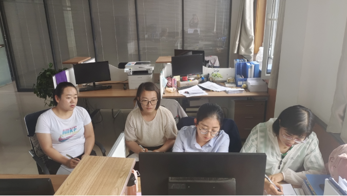 星空网页版·官方站 - 星空(中国)
财务管理部组织开展员工专业知识培训(图1)